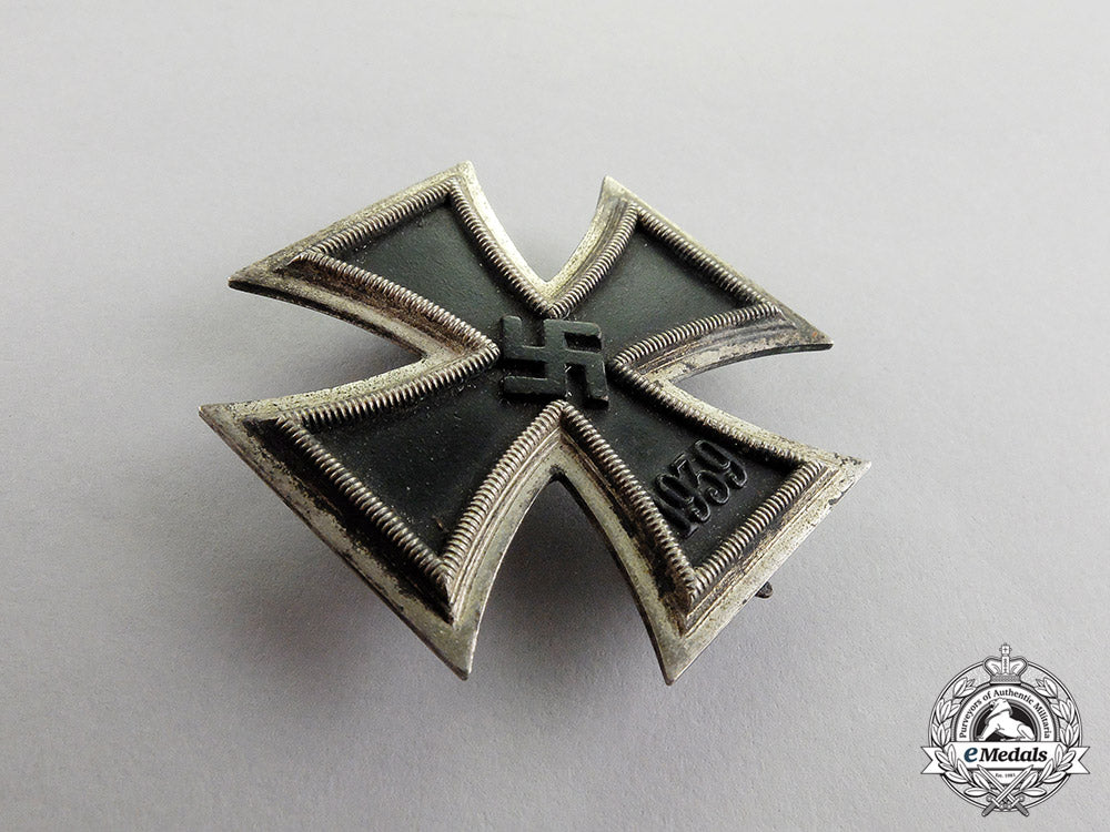 germany._an_iron_cross1939_first_class_in_case_of_issue_c17-4080