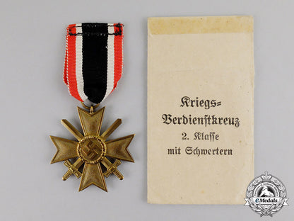 germany._a_packeted_war_merit_cross_second_class_with_swords,_by_glaser&_sohn_c17-4105