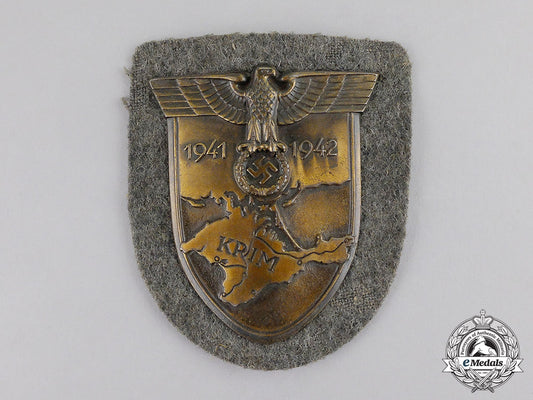 germany._a_wehrmacht_heer(_army)_issue_krim_campaign_shield_c17-4113