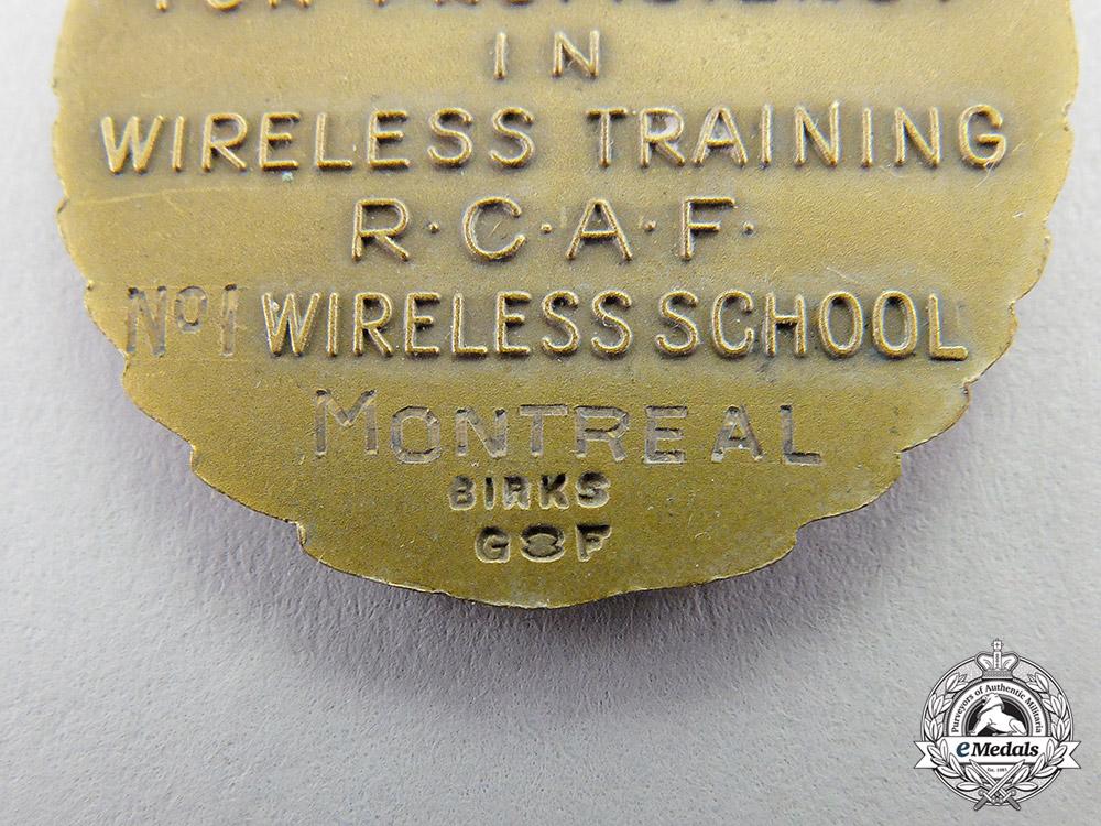 canada._a_wireless_training_award_group_to_m._v._flynn,_royal_canadian_air_force_c17-4309_1_1_1