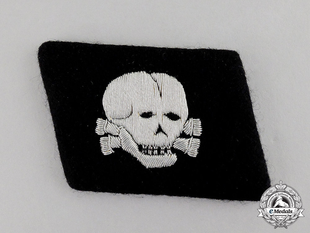 germany._a_fine_nco's_collar_tab_of_the_waffen-_ss3_rd_panzer_division“_totenkopf”_c17-430_1