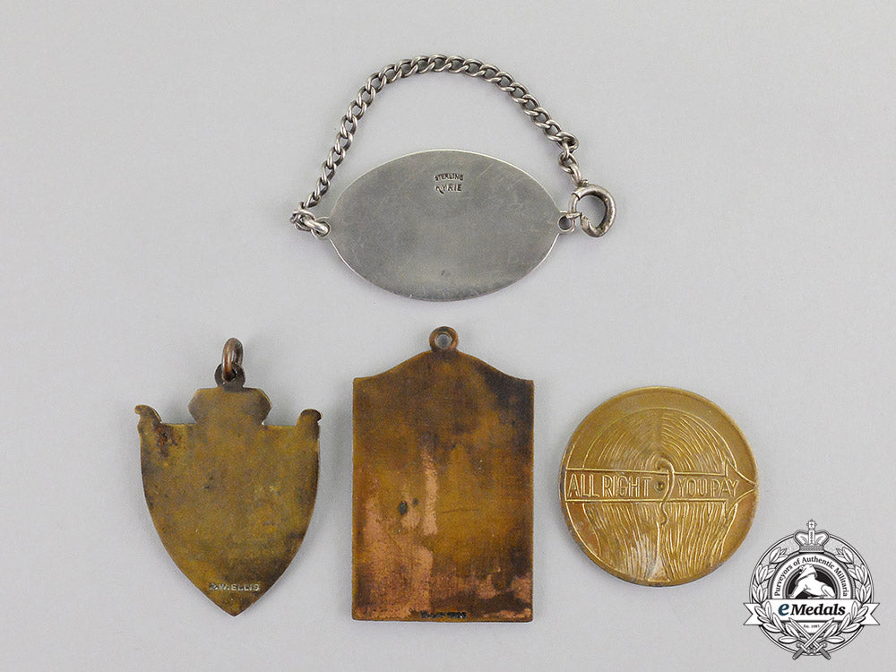 canada._a_wireless_training_award_group_to_m.v._flynn,_royal_canadian_air_force_c17-4311_1_1_1