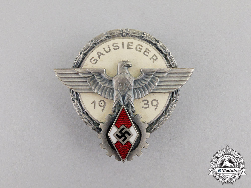 germany._a1939_victors_badge_in_the_national_trade_competition-"_gausieger"_c17-447_1