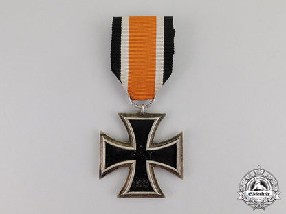 germany._a_scarce_thick_rounded“3”_version_iron_cross1939_second_class_c17-461_2