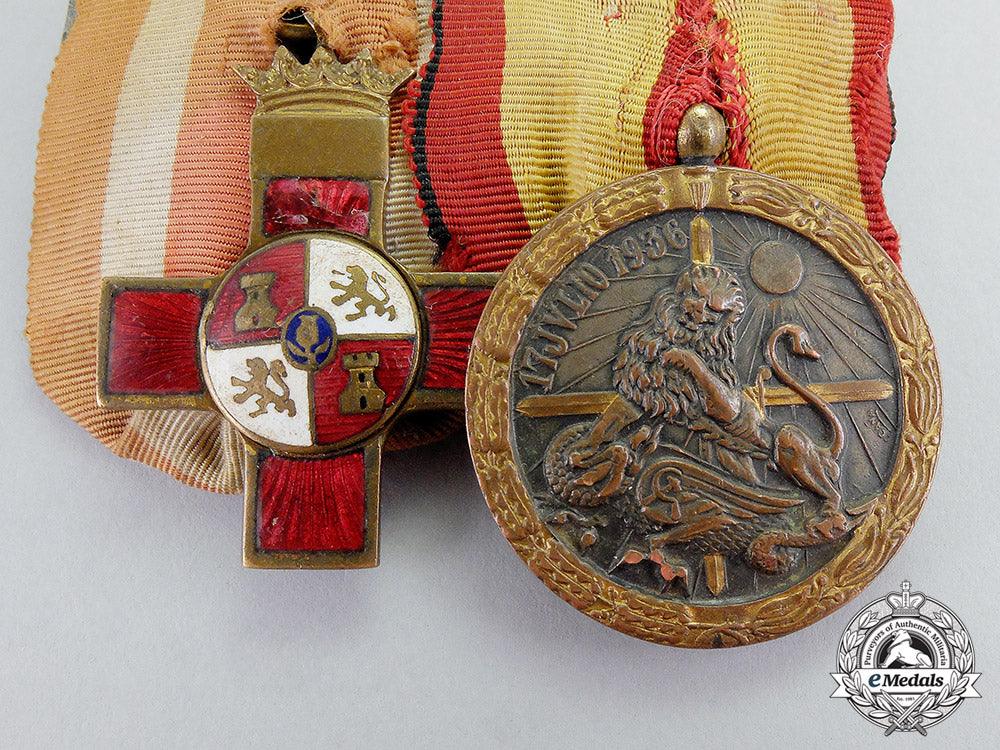 spain._a_civil_war_campaign_medal_pair_c17-4633