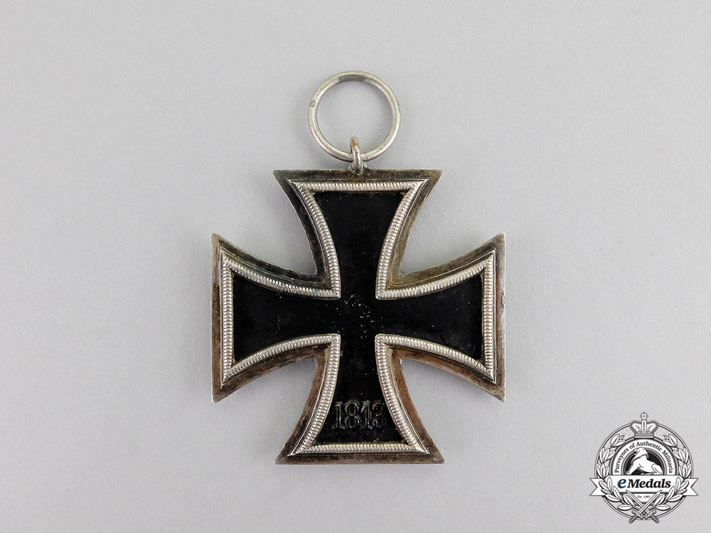 germany._a_scarce_thick_rounded“3”_version_iron_cross1939_second_class_c17-466_2