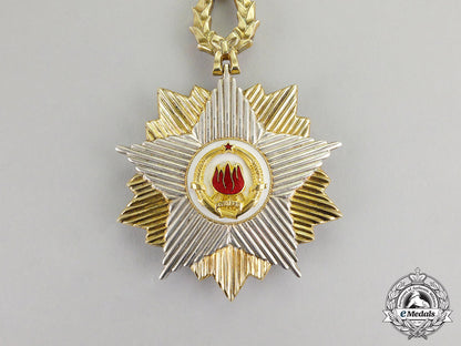 yugoslavia,_republic._an_order_of_the_yugoslav_flag_with_golden_wreath_c17-4687