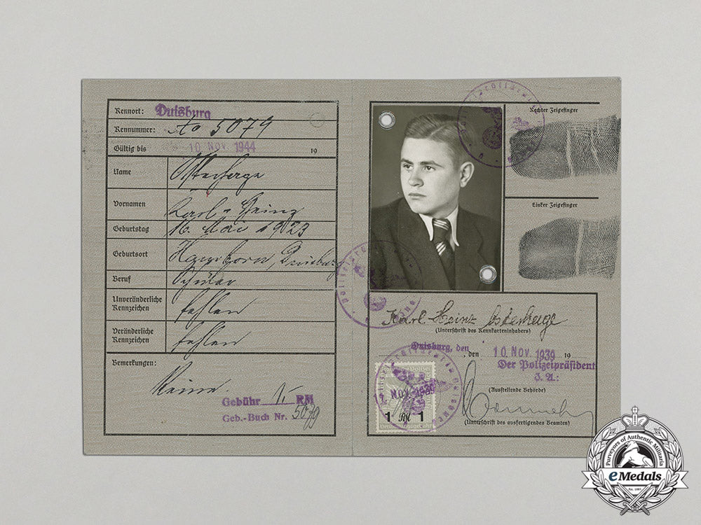 germany,_daf._labour_front_books_and_id_card_for_father_and_son_osterhage_c17-483_1