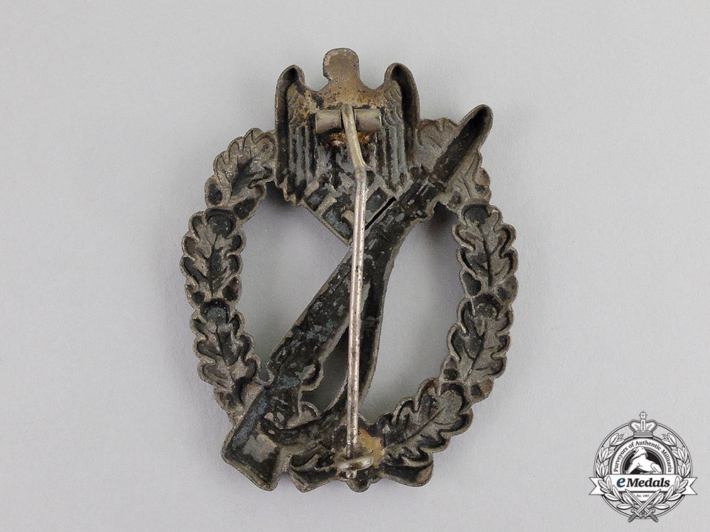 germany._a_silver_grade_infantry_assault_badge_by_f.w._assmann_c17-4848