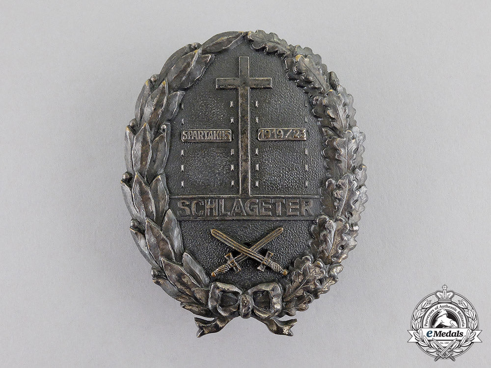 germany._a_weimar_republic_period_freikorps_schlageter_badge;_second_type_by_p._küst_c17-485_1