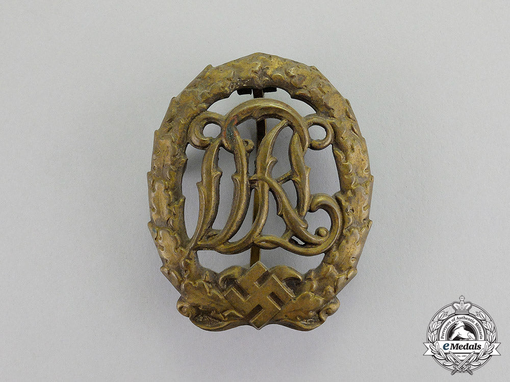germany._a_drl_bronze_grade_sports_badge_by_hensler_of_pforzheim_c17-4866