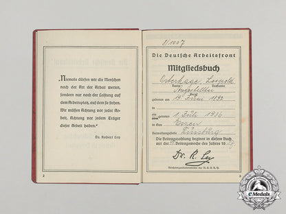 germany,_daf._labour_front_books_and_id_card_for_father_and_son_osterhage_c17-486_1