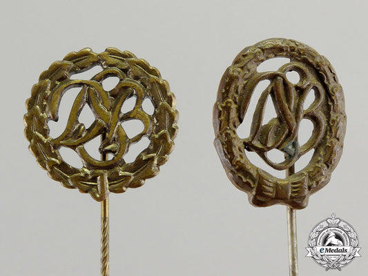 germany._two_dsb_stick_pins_c17-4923