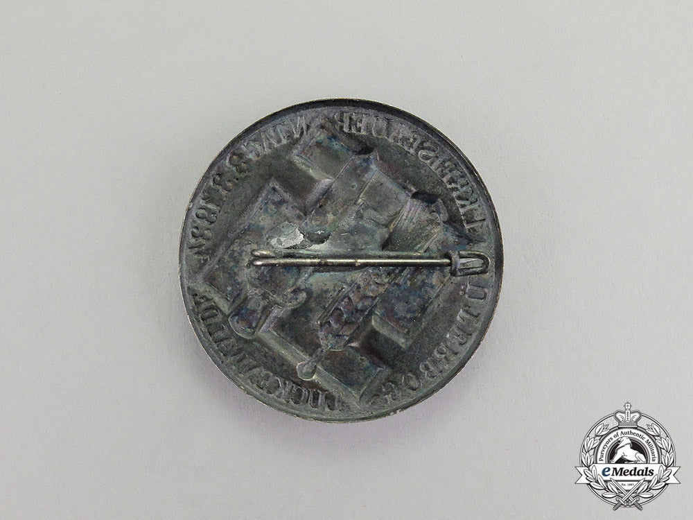 germany._a19341_st_districty_lückenwalde_day_of_farmers_badge_c17-5019