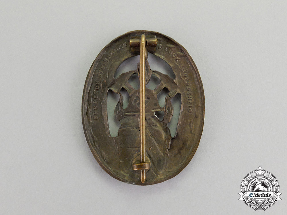 germany._a_volunteer_firefigther’s_badge_by_steinhauer&_lück_c17-5029