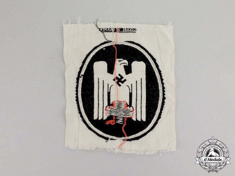 germany._a_mint_second_war_period_drk(_german_red_cross)_sleeve_patch_c17-5070