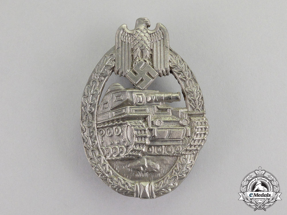 germany._a_silver_grade_tank_badge_by_ferdinand_wiedmann_c17-5083