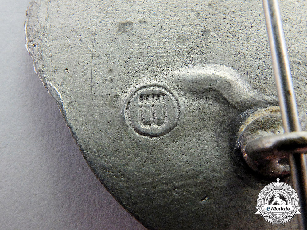 germany._a_silver_grade_tank_badge_by_ferdinand_wiedmann_c17-5088