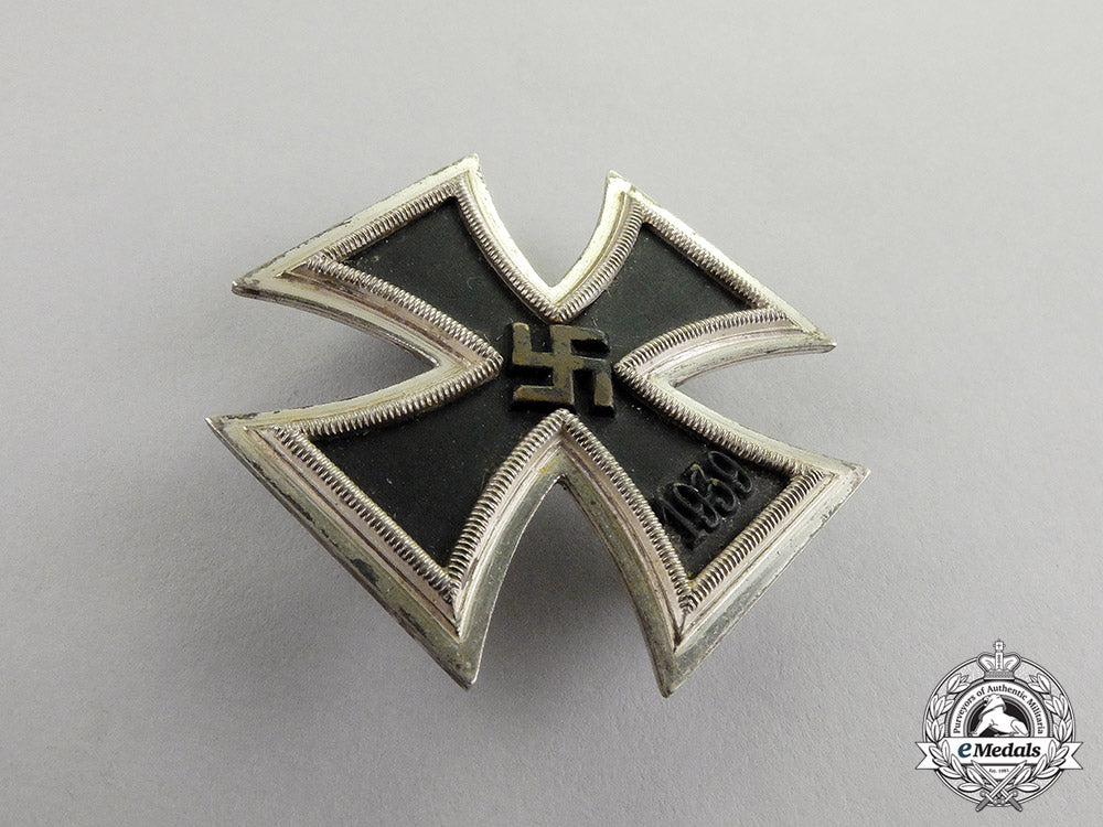 germany._an_iron_cross1939_first_class;_brass_core_version_c17-5505