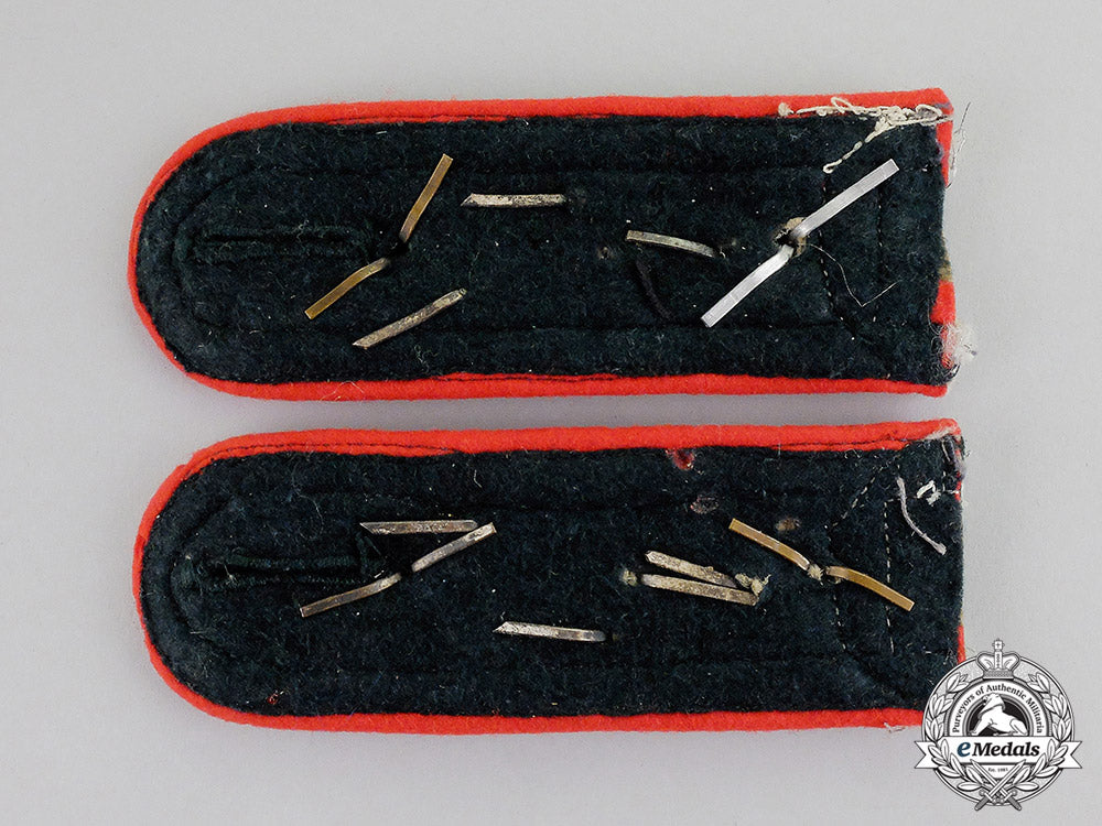 germany._a_set_of_artillery_observer_bataillion_nco_school_candidate_shoulder_boards/_collar_tabs_c17-5628