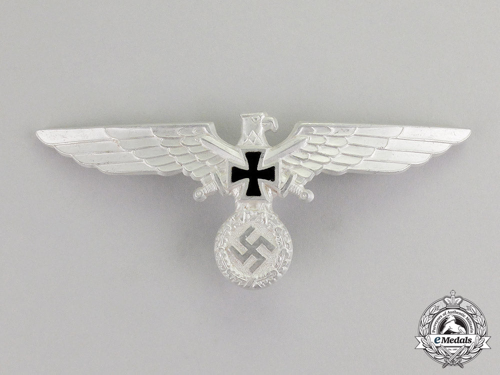 germany._a_germans_veteran’s_association_breast_eagle_insignia_by_deschler_c17-5655