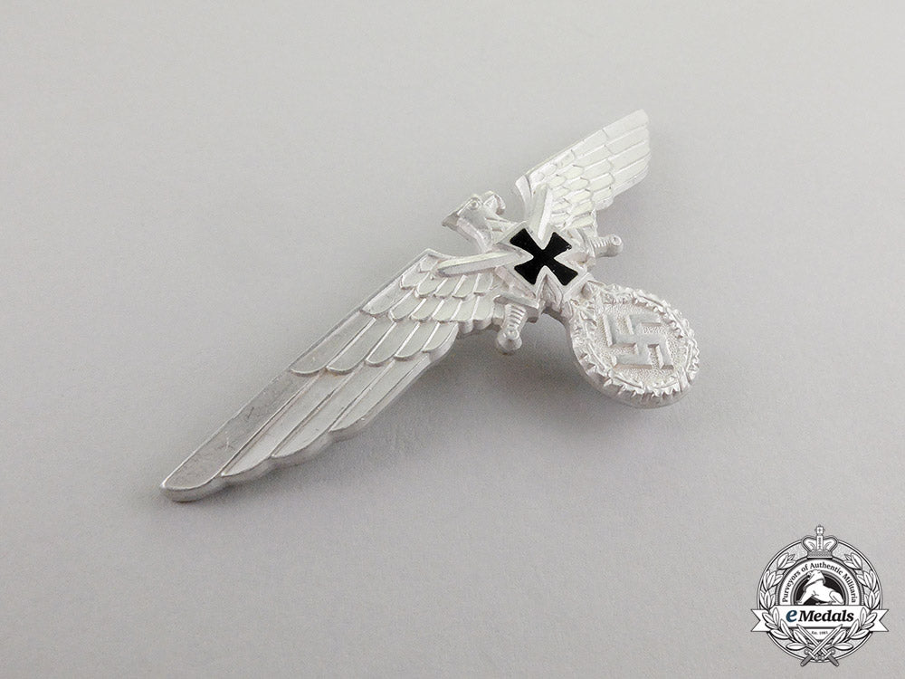 germany._a_germans_veteran’s_association_breast_eagle_insignia_by_deschler_c17-5657