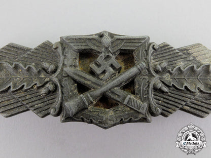 germany._a_bronze_grade_close_combat_clasp_by_friedrich_linden_c17-5662_1