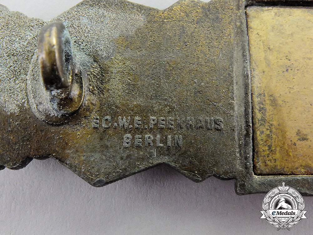germany._a_bronze_grade_close_combat_clasp_by_friedrich_linden_c17-5664_1