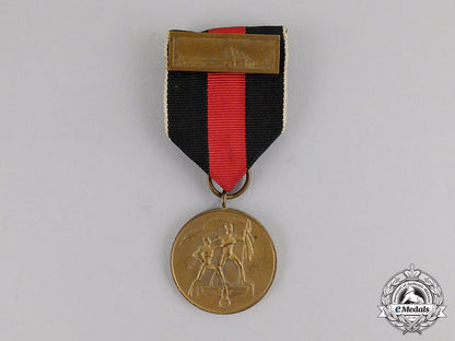 germany._a_entry_into_the_sudetenland_commemorative_medal_with_case_c17-5693