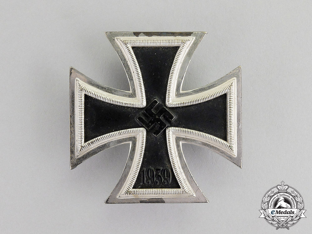 germany._an_iron_cross1939_first_class_in_case_of_issue_by_wächtler&_lange_c17-5785