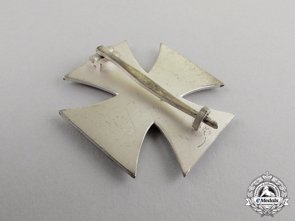 germany._an_iron_cross1939_first_class_in_case_of_issue_by_wächtler&_lange_c17-5788