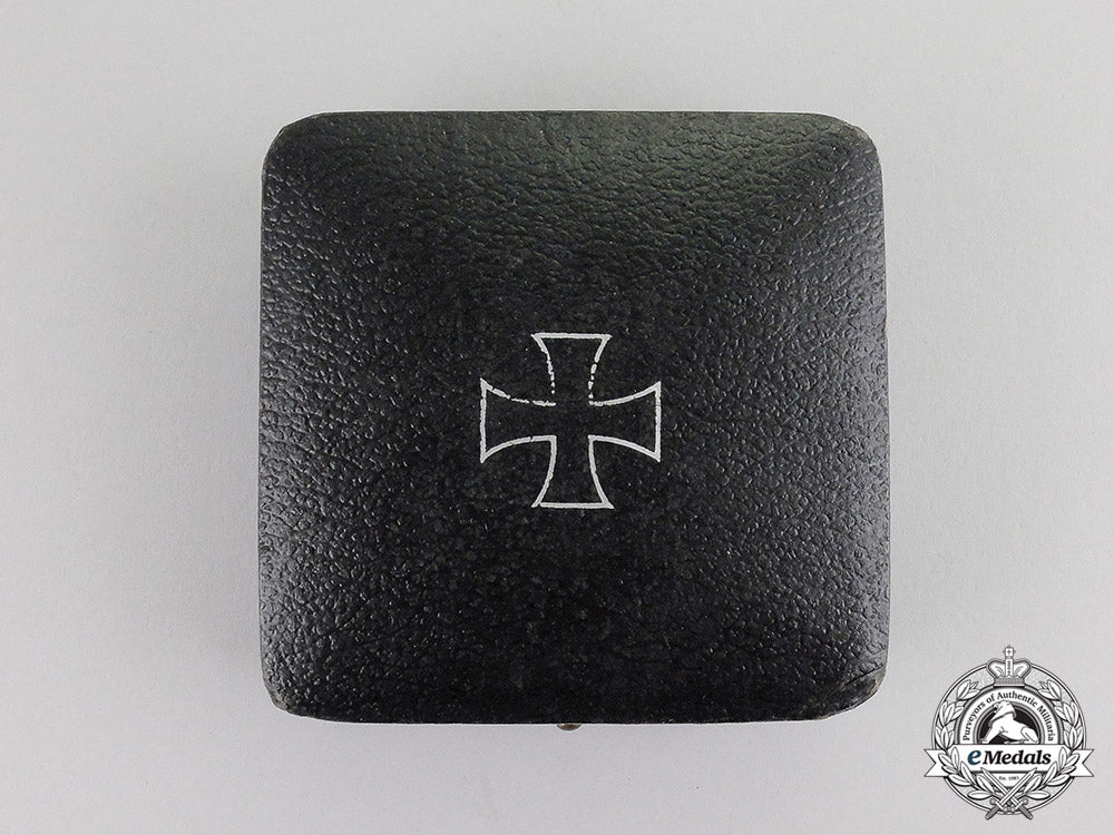 germany._an_iron_cross1939_first_class_in_case_of_issue_by_wächtler&_lange_c17-5797
