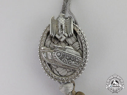 germany._a_wehrmacht_heer(_army)_panzer_shooting_lanyard;_grade_i_c17-6044