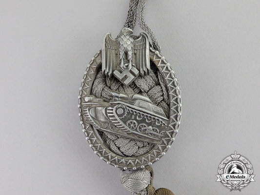 germany._a_wehrmacht_heer(_army)_panzer_shooting_lanyard;_grade_i_c17-6044