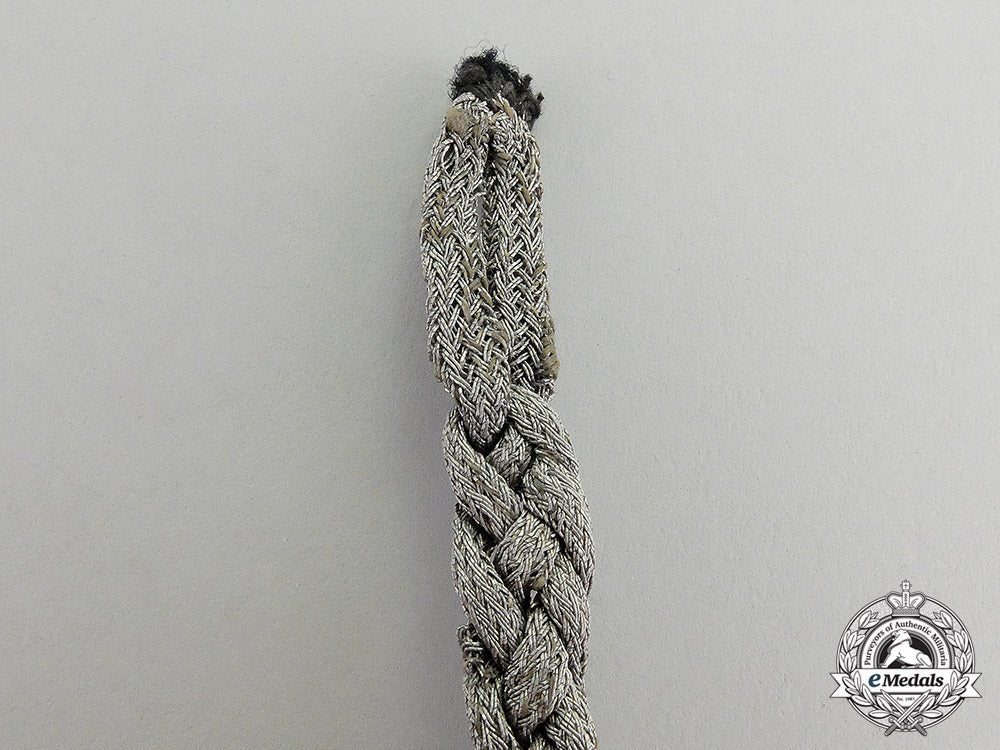 germany._a_wehrmacht_heer(_army)_panzer_shooting_lanyard;_grade_i_c17-6045