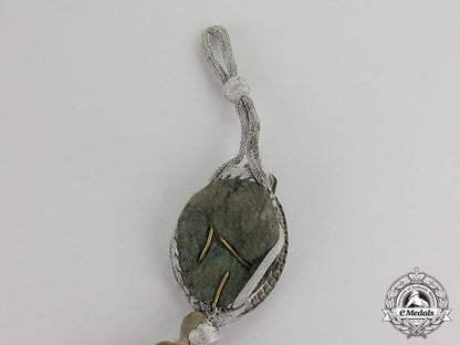 germany._a_wehrmacht_heer(_army)_panzer_shooting_lanyard;_grade_i_c17-6046