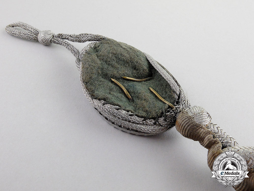 germany._a_wehrmacht_heer(_army)_panzer_shooting_lanyard;_grade_i_c17-6049