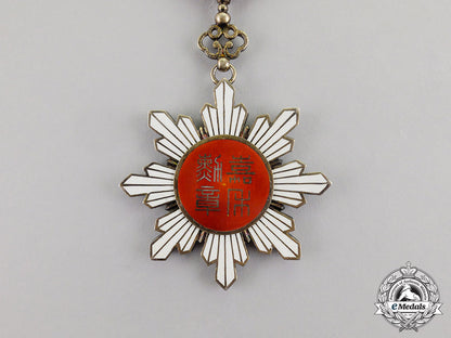 china._an_order_of_the_golden_grain,6_th_class_officer's_badge_c17-613
