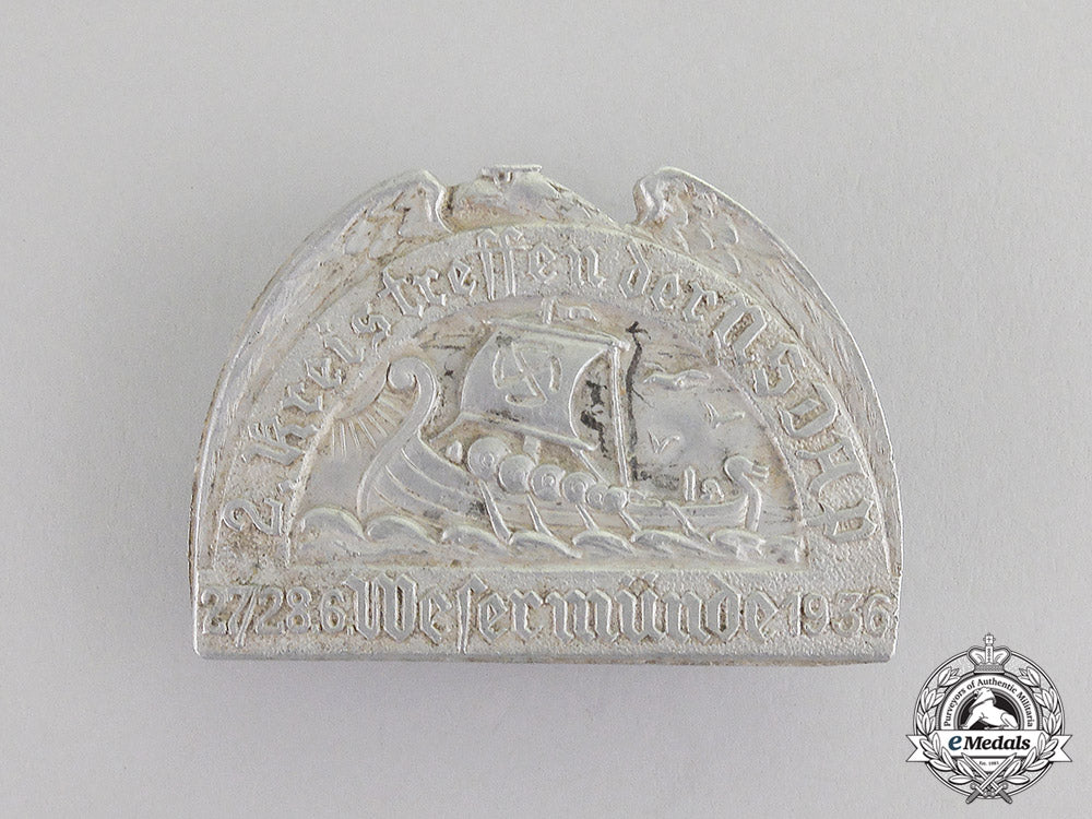germany._a1936_nsdap2_nd_wesermünde_district_council_day_badge_c17-6193