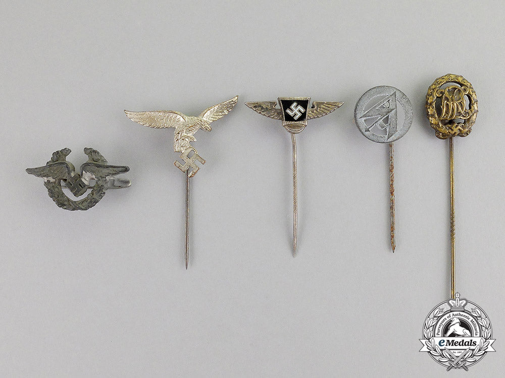 germany._five_third_reich_period_stick_pins_and_badges_c17-6433