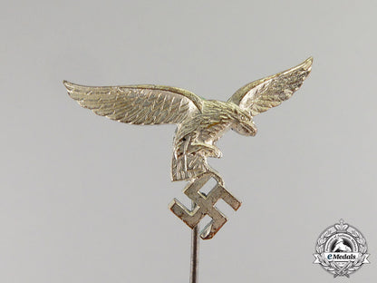germany._five_third_reich_period_stick_pins_and_badges_c17-6437