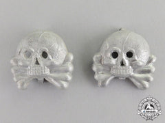 Germany. A Pair Wehrmacht Heer (Army) Panzer Collar Tab Skulls