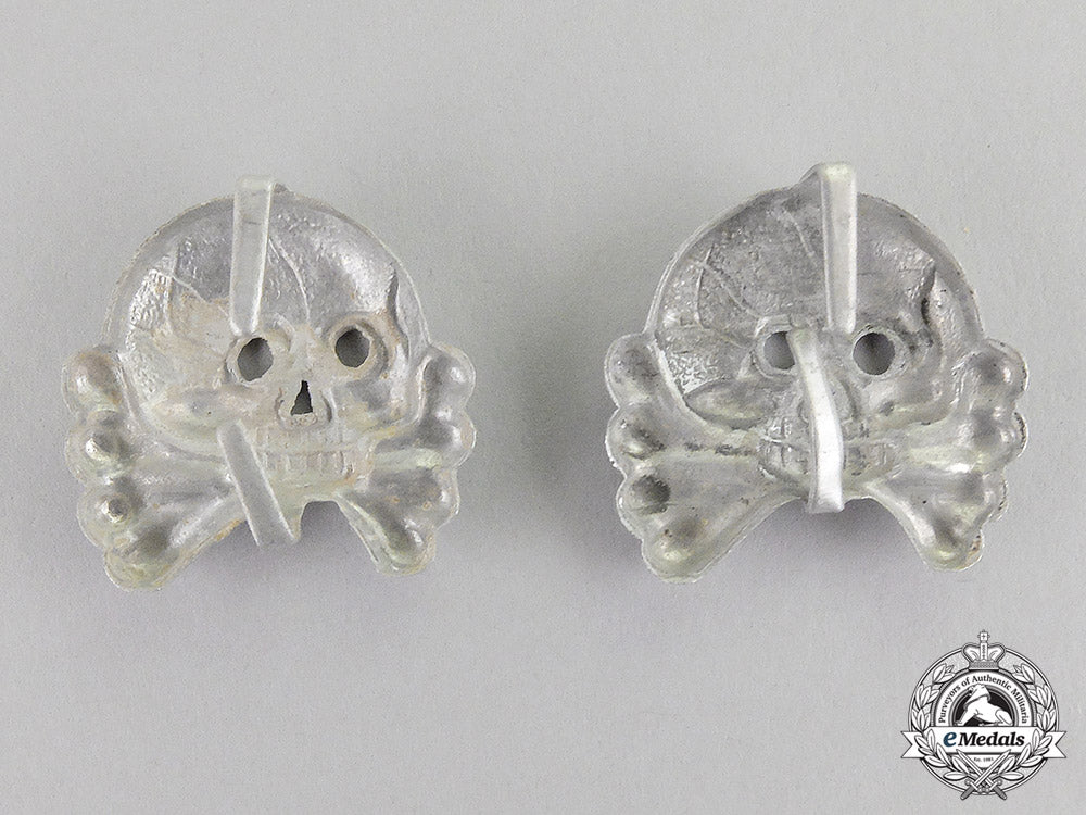 germany._a_pair_wehrmacht_heer(_army)_panzer_collar_tab_skulls_c17-6455