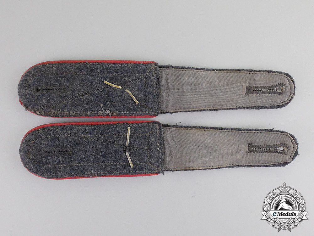 germany._a_complete_set_of_luftwaffe_ground_division_insignia_c17-6541