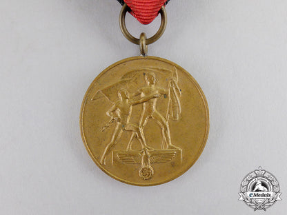 germany._an_entry_into_the_sudetenland_commemorative_medal_with_case_c17-6563