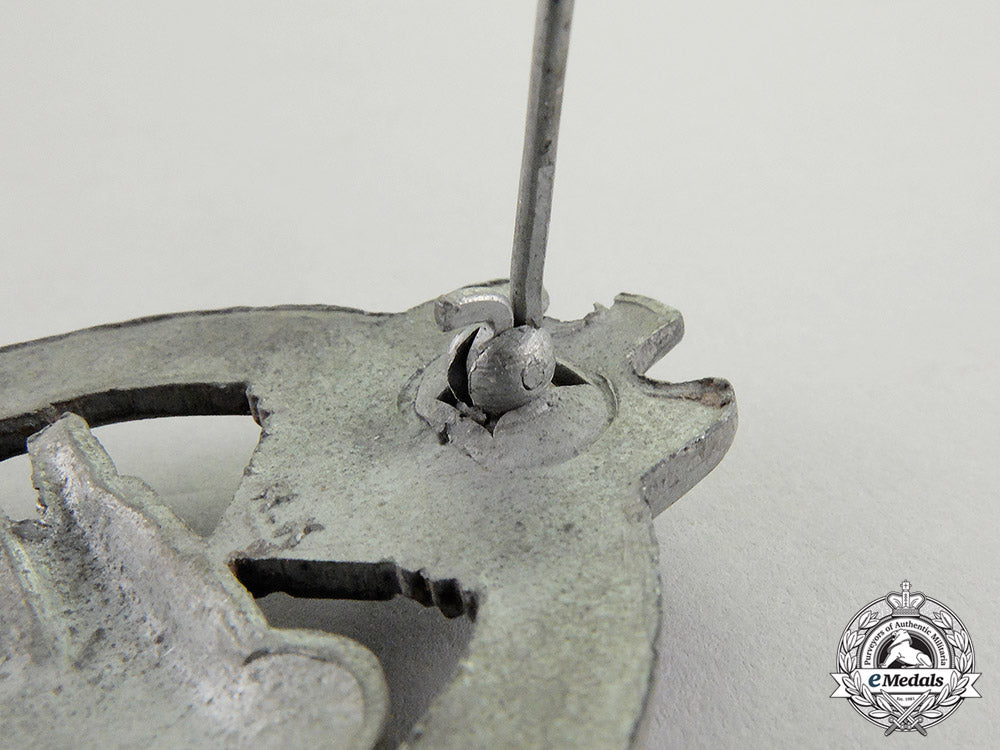 germany._a_second_war_period_silver_grade_tank_badge_by_rudolf_karneth_of_gablonz_a.d._neisse_c17-6769