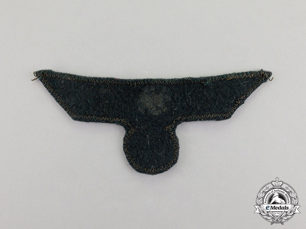 germany._a_late_war_issue_wehrmacht_heer(_army)_officer’s_breast_eagle_c17-6773