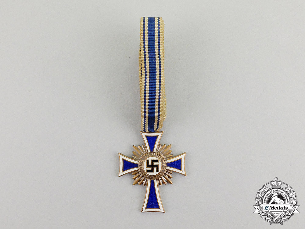 germany._a_bronze_grade_cross_of_honour_of_the_german_mother_c17-6816