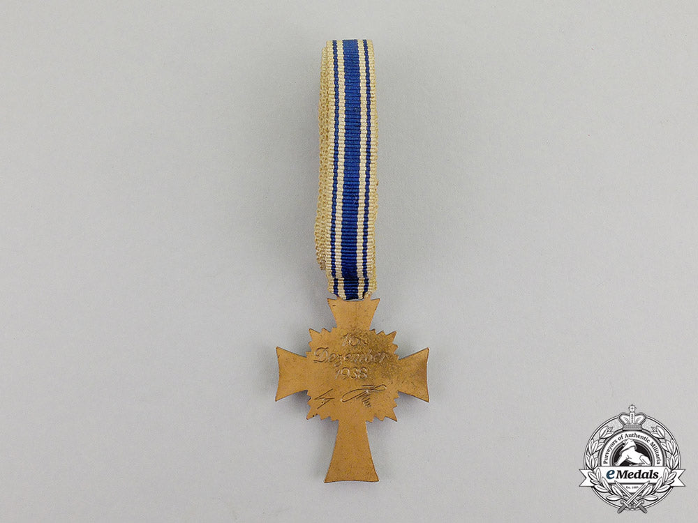 germany._a_bronze_grade_cross_of_honour_of_the_german_mother_c17-6819