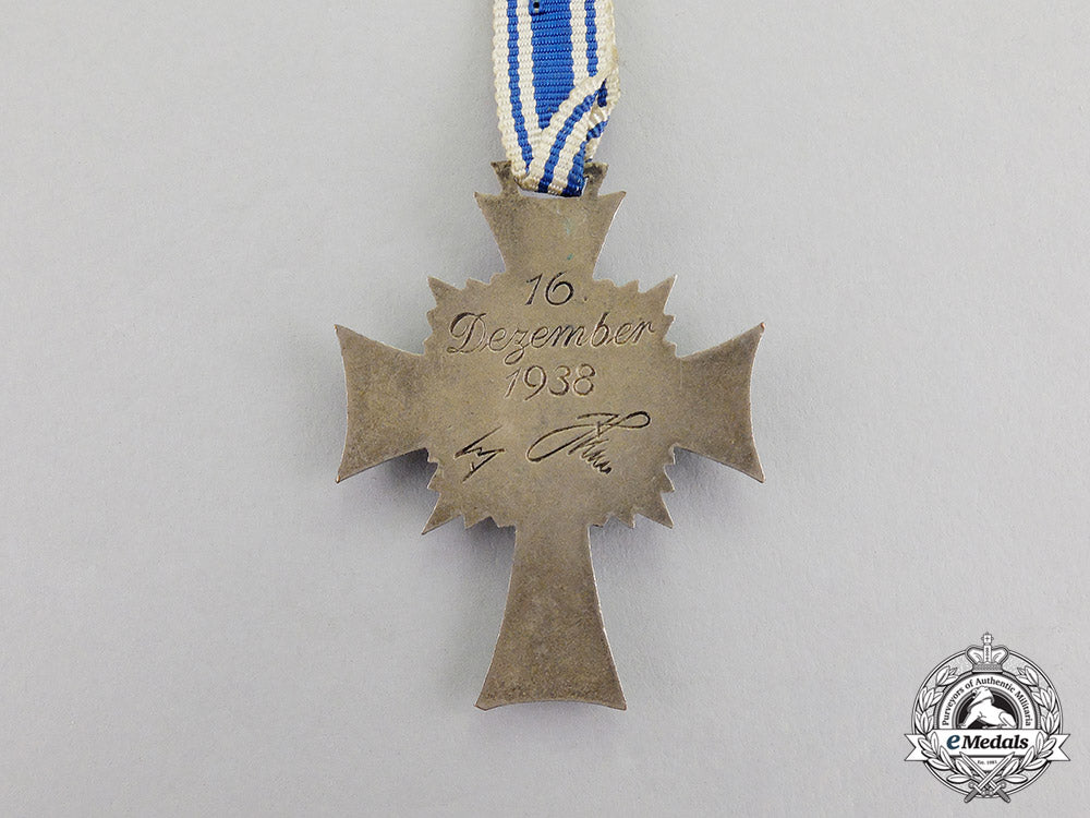 germany._a_silver_grade_cross_of_honour_of_the_german_mother_c17-6824